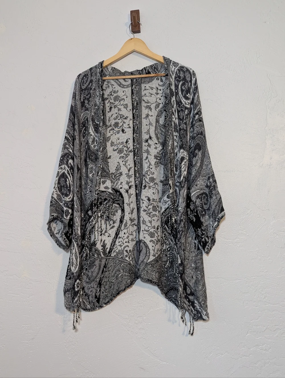 Black&White Whimsigoth Tapestry Fringe Poncho Shawl Festival Boho Stevie Nicks